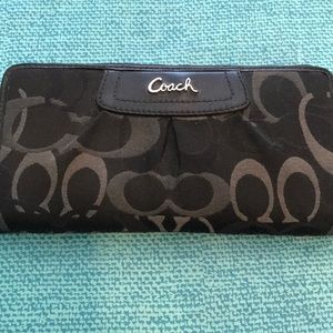Coach women’s wallet.